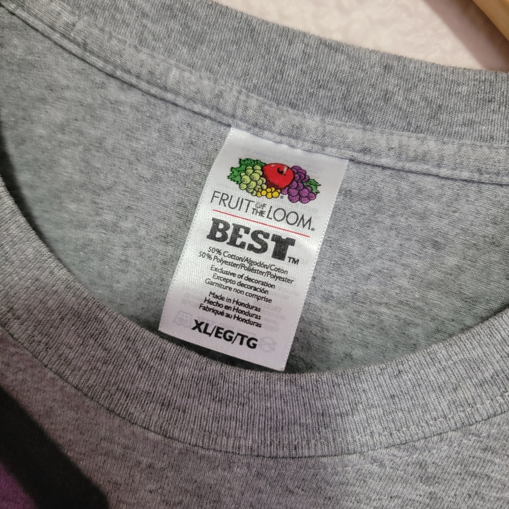 Fruit of the Loom Hampton Beach Airbrush Eye Makeup Heather Grey Gray Purple Tee - Picture 6 of 11